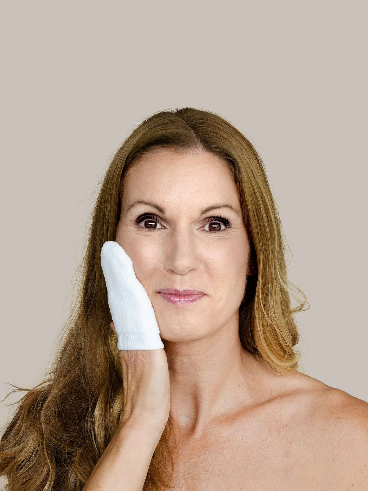 FluffyNude | Gant exfoliant, nettoyant et démaquillant